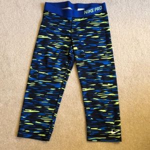 Nike Pro Capri Leggings
